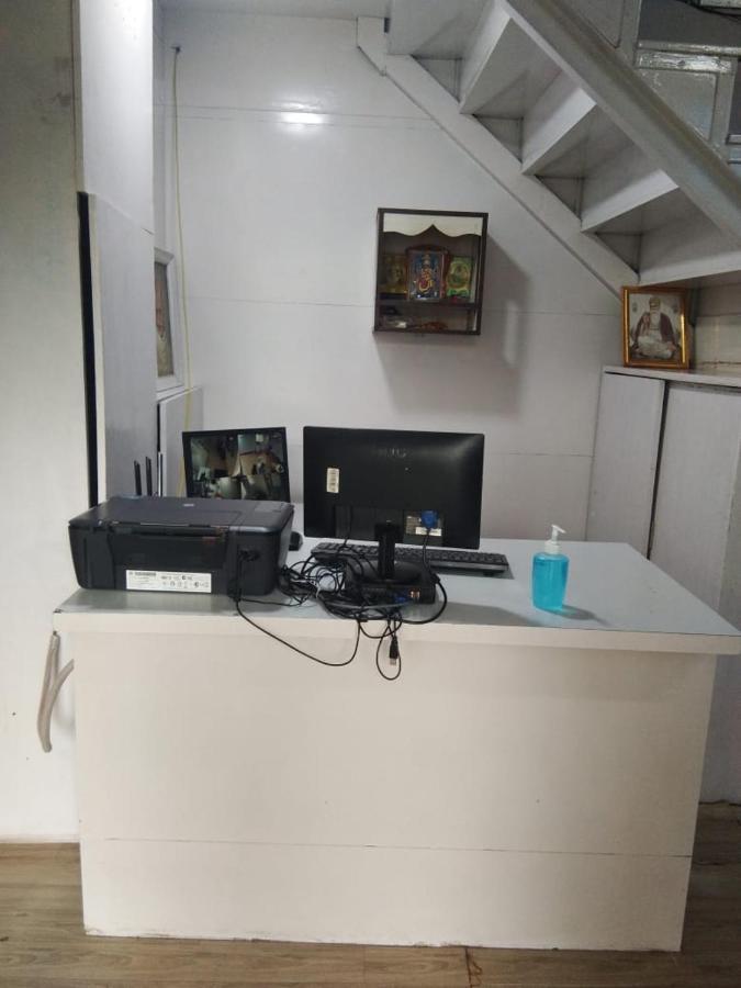 Abuzz Sewri Hostel Mumbai Exterior photo